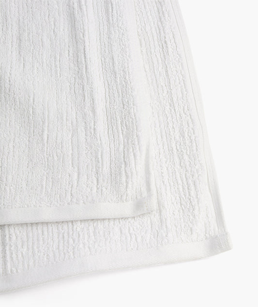 מגבת גוף לבנה